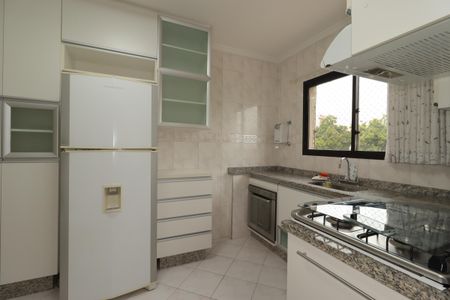 Apartamento à venda com 159m², 3 quartos e 3 vagasCozinha