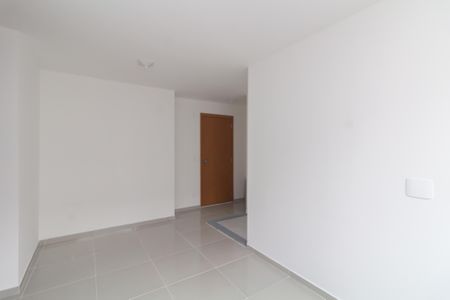 Sala de apartamento para alugar com 2 quartos, 46m² em Colônia (zona Leste), São Paulo