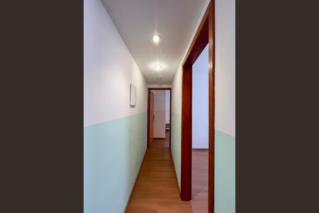 Corredor de apartamento para alugar com 2 quartos, 64m² em Aclimação, São Paulo