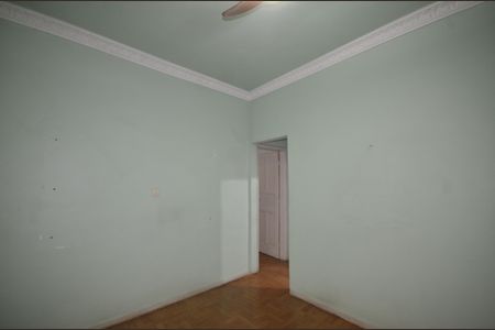 Sala de casa para alugar com 2 quartos, 80m² em Marechal Hermes, Rio de Janeiro