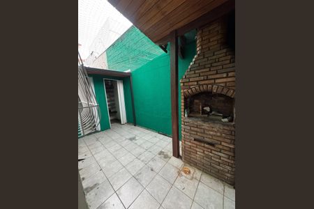 Casa para alugar com 100m², 2 quartos e 2 vagasÁrea externa