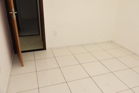 Apartamento para alugar com 80m², 2 quartos e sem vaga