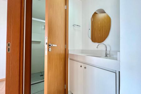 Apartamento à venda com 37m², 2 quartos e sem vaga Apartamento à venda com 37m², 2 quartos e sem vagaBanheiro