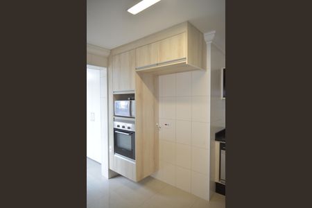 Apartamento à venda com 126m², 3 quartos e 3 vagasCozinha