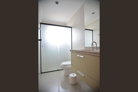 Apartamento à venda com 126m², 3 quartos e 3 vagasBanheiro da Suíte 2