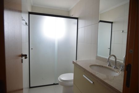 Apartamento à venda com 126m², 3 quartos e 3 vagasBanheiro da Suíte 2