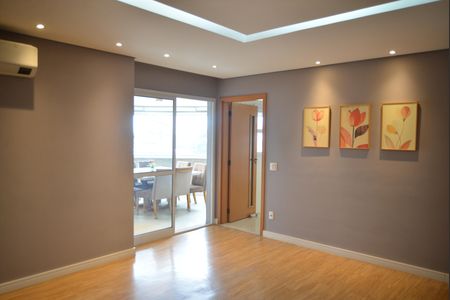 Apartamento à venda com 126m², 3 quartos e 3 vagasSala