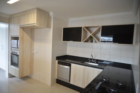 Apartamento à venda com 126m², 3 quartos e 3 vagasCozinha