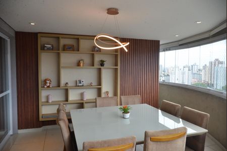 Apartamento à venda com 126m², 3 quartos e 3 vagasVaranda gourmet