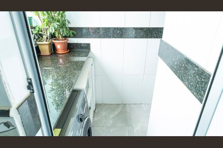 Apartamento à venda com 63m², 2 quartos e 1 vagaArea de serviço