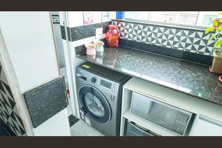 Apartamento à venda com 63m², 2 quartos e 1 vagaArea de serviço