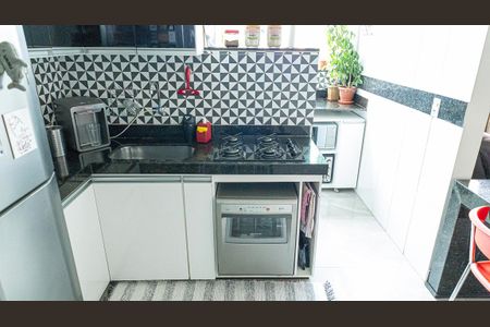 Apartamento à venda com 63m², 2 quartos e 1 vagaCozinha