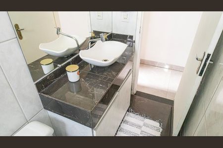Apartamento à venda com 63m², 2 quartos e 1 vagaBanheiro