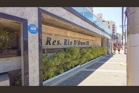 Apartamento para alugar com 83m², 2 quartos e 1 vagaFachada