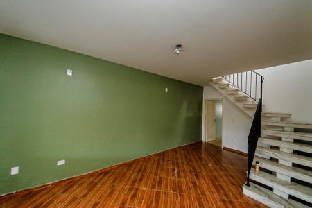 Sala de casa à venda com 4 quartos, 250m² em Jardim Vila Formosa, São Paulo