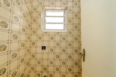 Casa à venda com 250m², 3 quartos e 2 vagasLavabo