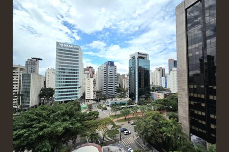 Apartamento para alugar com 43m², 1 quarto e 1 vagaVista