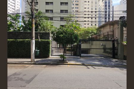 Apartamento para alugar com 118m², 2 quartos e 2 vagasFachada