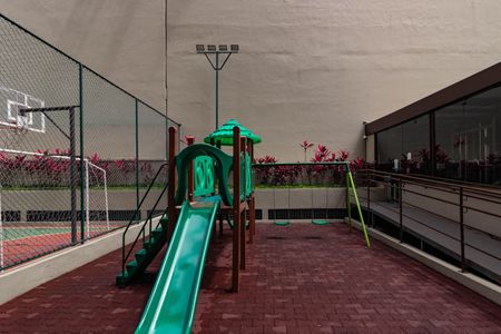 Apartamento para alugar com 118m², 2 quartos e 2 vagasPlayground