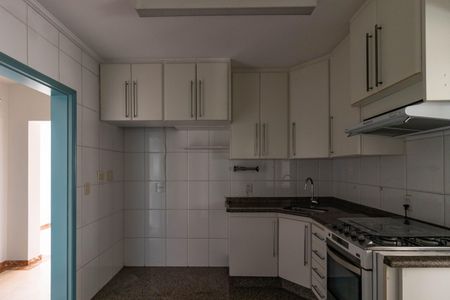 Apartamento para alugar com 118m², 2 quartos e 2 vagasCozinha