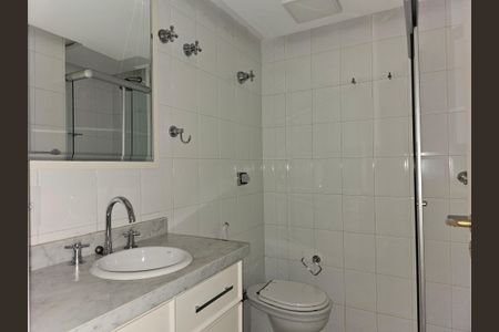 Apartamento para alugar com 118m², 2 quartos e 2 vagasBanheiro