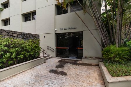 Apartamento para alugar com 118m², 2 quartos e 2 vagasEntrada