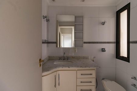 Apartamento para alugar com 118m², 2 quartos e 2 vagasBanheiro da Suíte
