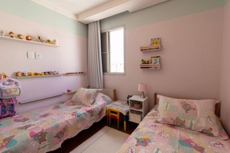 Apartamento à venda com 98m², 3 quartos e 1 vaga Apartamento à venda com 98m², 3 quartos e 1 vagaQuarto 2