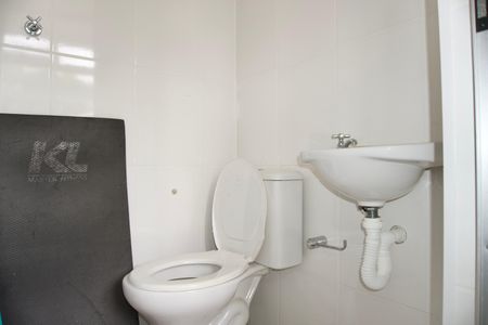 Apartamento à venda com 63m², 2 quartos e 2 vagasBanheiro de serviço