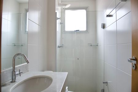 Apartamento à venda com 63m², 2 quartos e 2 vagasBanheiro Social