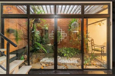 Casa para alugar com 408m², 5 quartos e 2 vagas