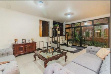 Casa para alugar com 408m², 5 quartos e 2 vagas