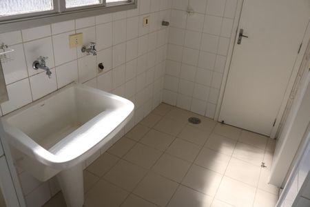 Apartamento para alugar com 86m², 2 quartos e 1 vagaÁrea de serviço