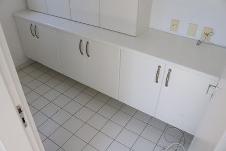 Apartamento para alugar com 86m², 2 quartos e 1 vagaÁrea de serviço
