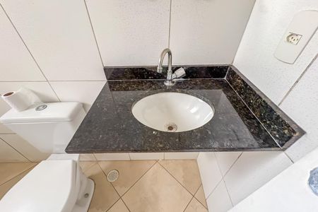 Casa para alugar com 156m², 3 quartos e 1 vaga Casa para alugar com 156m², 3 quartos e 1 vagaBanheiro da Suíte