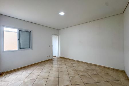 Casa para alugar com 156m², 3 quartos e 1 vaga Casa para alugar com 156m², 3 quartos e 1 vagaSuíte