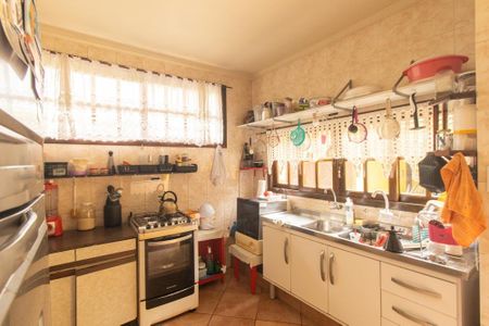 Casa para alugar com 400m², 5 quartos e 4 vagasCozinha 