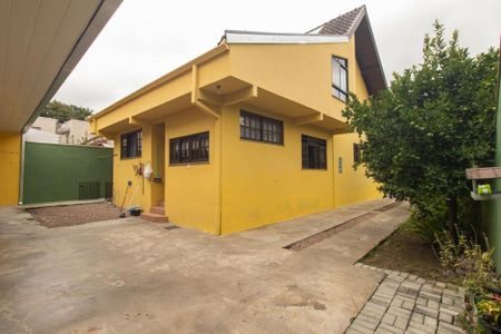 Casa para alugar com 400m², 5 quartos e 4 vagasFachada