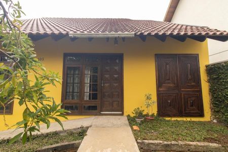 Casa para alugar com 400m², 5 quartos e 4 vagasFachada