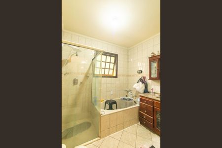 Casa para alugar com 400m², 5 quartos e 4 vagasBanheiro da Suíte 2