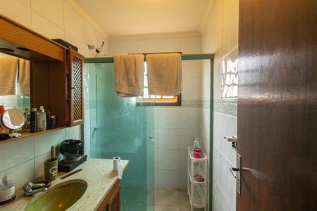 Casa para alugar com 400m², 5 quartos e 4 vagasBanheiro Social