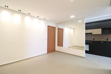 Sala de apartamento para alugar com 3 quartos, 68m² em Grand Ville, Uberlândia