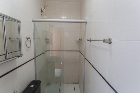 Casa para alugar com 200m², 4 quartos e 2 vagas Casa para alugar com 200m², 4 quartos e 2 vagasBanheiro da Suíte