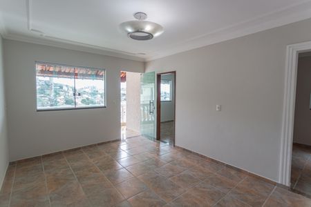 Sala de casa para alugar com 4 quartos, 200m² em São Marcos, Belo Horizonte