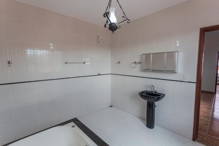 Casa para alugar com 200m², 4 quartos e 2 vagas Casa para alugar com 200m², 4 quartos e 2 vagasSPA no 3° Andar