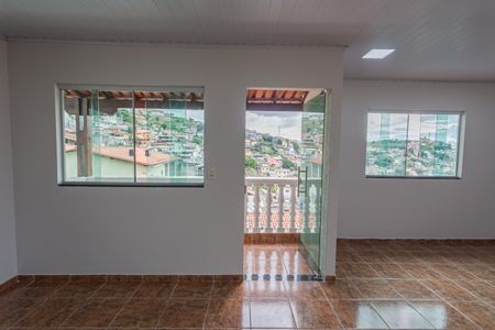 Casa para alugar com 200m², 4 quartos e 2 vagas Casa para alugar com 200m², 4 quartos e 2 vagasVaranda da Sala 2 no 2° Andar