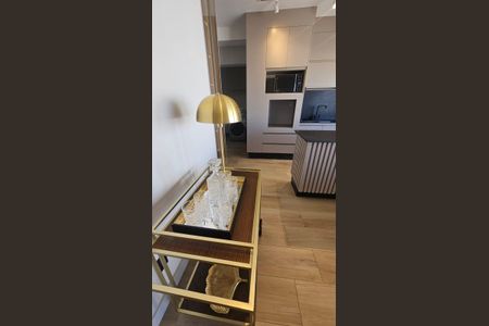 SALA de apartamento para alugar com 3 quartos, 98m² em Taquaral, Campinas