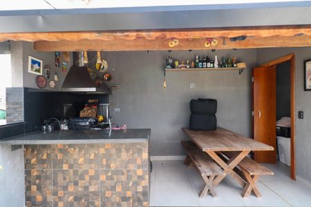 Apartamento à venda com 170m², 4 quartos e 2 vagas Apartamento à venda com 170m², 4 quartos e 2 vagasChurrasqueira