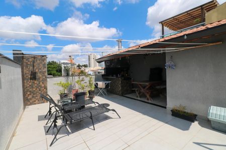 Apartamento à venda com 170m², 4 quartos e 2 vagas Apartamento à venda com 170m², 4 quartos e 2 vagasTerraço