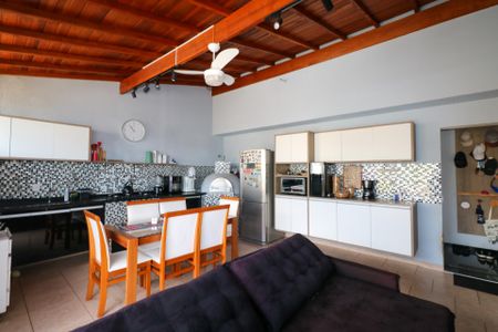 Apartamento à venda com 170m², 4 quartos e 2 vagas Apartamento à venda com 170m², 4 quartos e 2 vagasCozinha/Cobertura